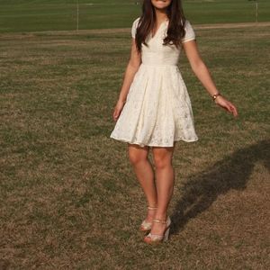 BCBGMAXAZRIA summer dress